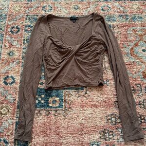 Brown long sleeve, twist detail in front, size xs